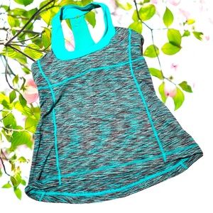 Lululemon tank with built in bra shelf